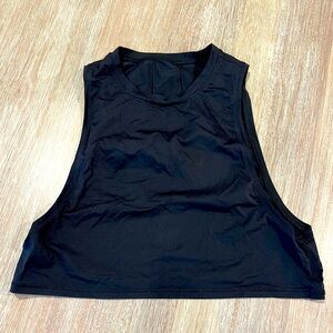 Lululemon cropped muscle tank size 4